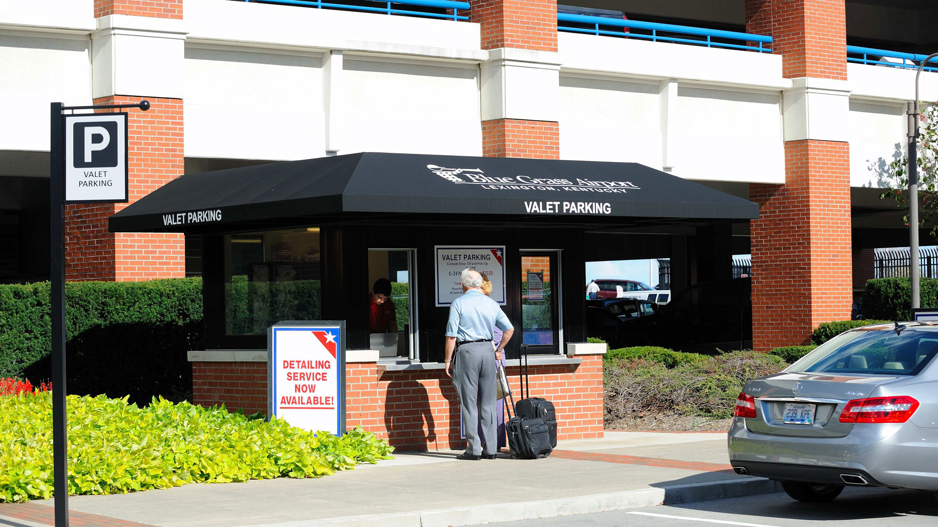 Valet Parking Service Reopens at Blue Grass Airport Blue Grass